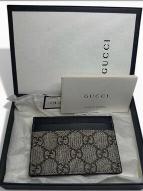 Gucci Brown GG Supreme Canvas Card Holder with leather Trim